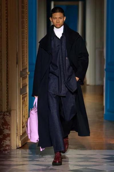 Look 47